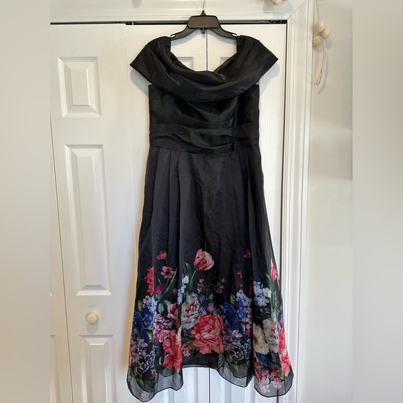 Betsy & Adam Placed Off The Shoulder Gown - Picture 3 of 5